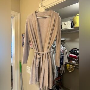 Barefoot dreams robe